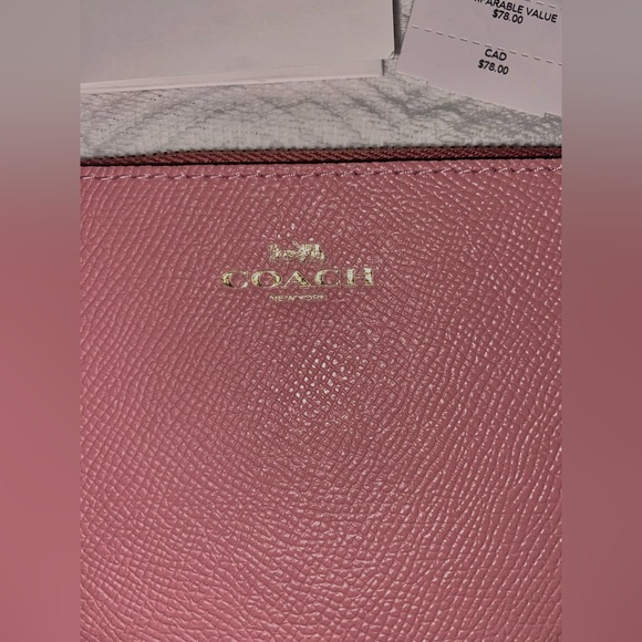 Coach Wristlet- Corner Zip- True Pink- NWT - Picture 2 of 4